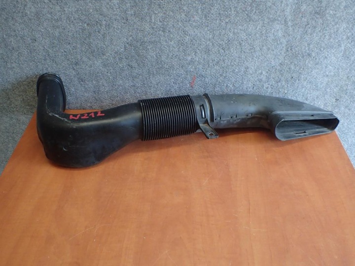 pipe air MERCEDES E-KLASA W212