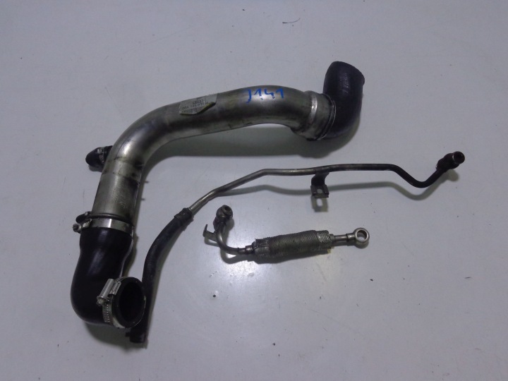 trouba intercoolera TURBO AUDI LEON 06A145681H
