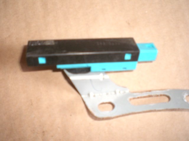 SENSOR LEXUS IS220d M60-0358 N722888 N720374 2008r