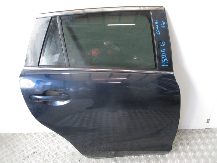 Portière Droit Arrière MAZDA 6 14R KOMBI Endommagé
