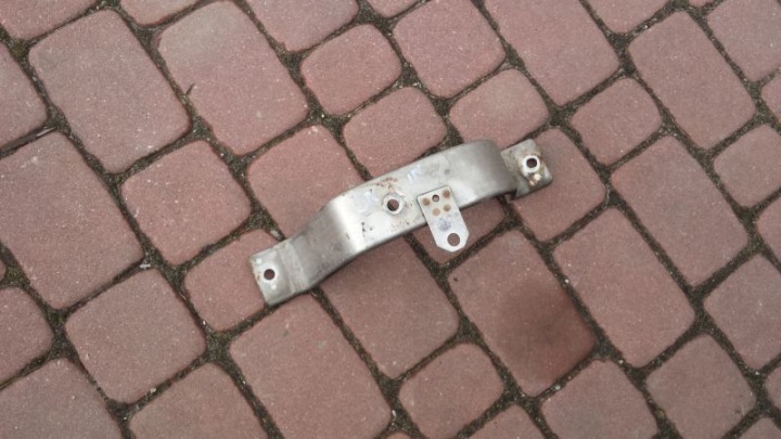 oslonac vezni lim bregaste osovine vratilo OPC 2.8T Opel Insignia