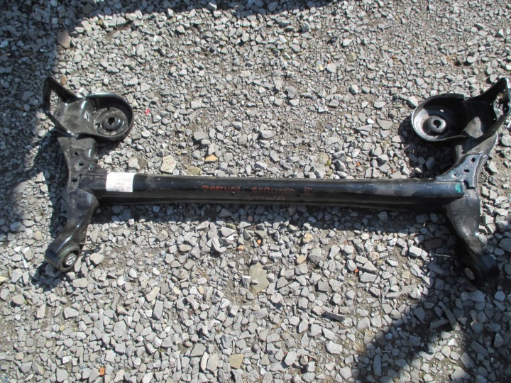 OSKA axis rear suspension beam PARTNER III