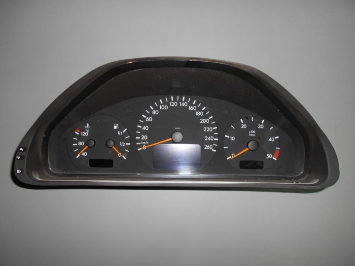 dials MERCEDES W2105405248 2.7 CDI