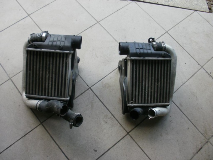 radiator of the intercooler Audi 4F0 , 2,7 -3,0 litra