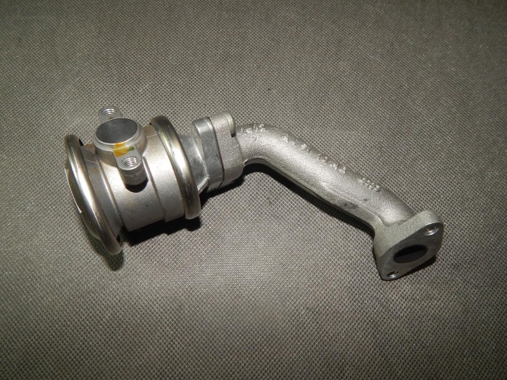 AUDI RS5 8T Valvola EGR 07L131101F