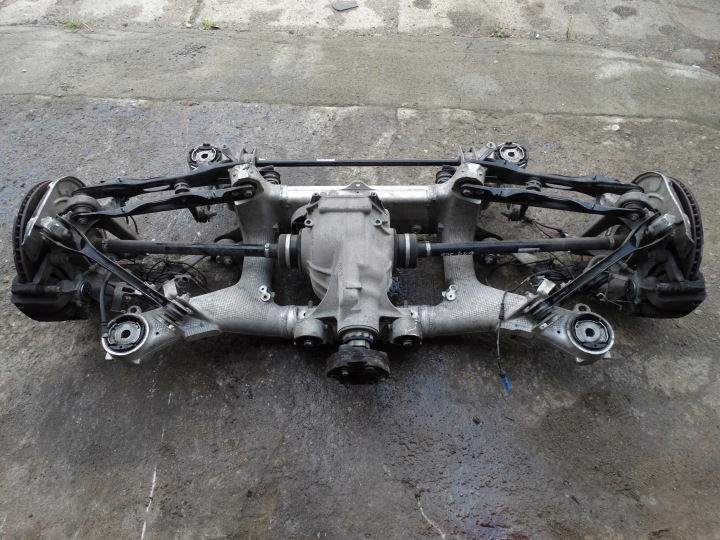 IDEALNE KPL.ACHSTRÄGER HINTEN BMW G11 G12 3.0D 1