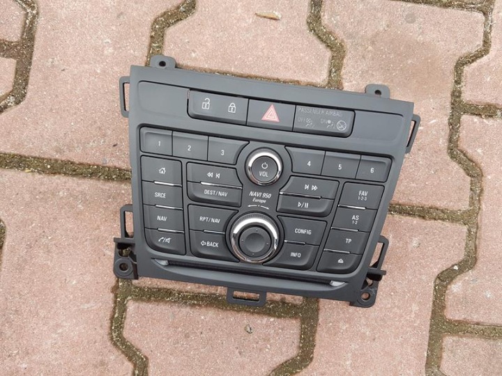 Panel Unité de contrôle NAVI950 Opel Zafira C 13474064