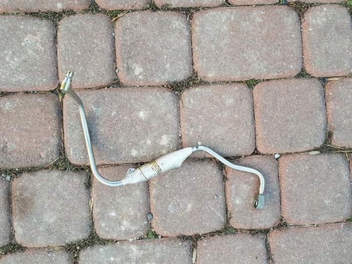 wiring hose of the turbine 1.4T Opel Astra K V