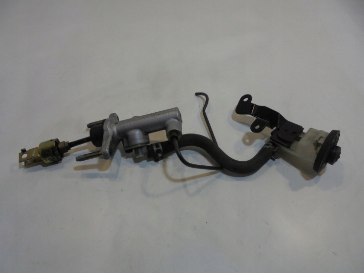 WYSPRZEGLIK TOYOTA AVENSIS T22 AISIN 5/8