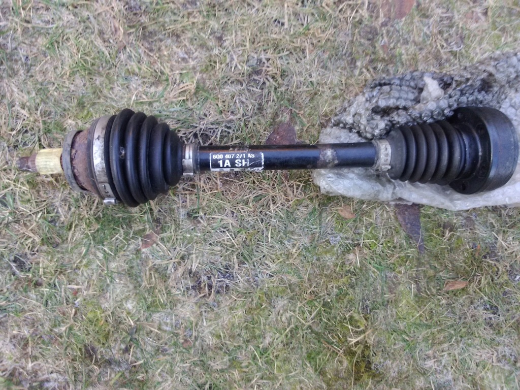 фото №1, Vw fox приводной вал короткий левая перед 6q0407271as