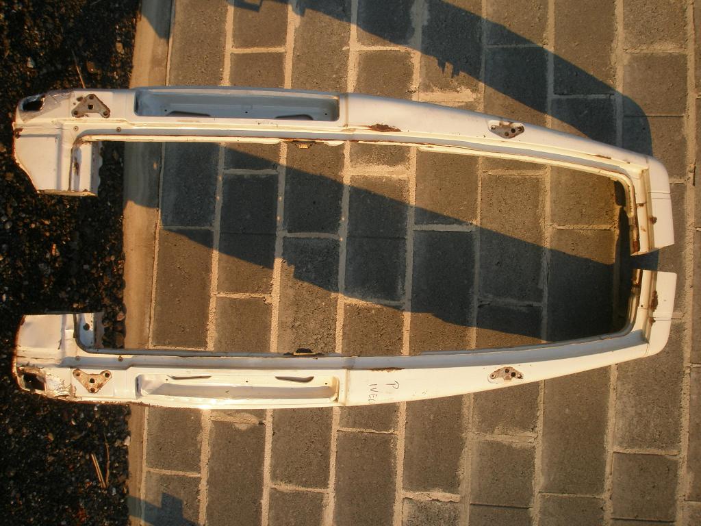 фото №1, Iveco daily 99-06 блок двигателя порог задняя