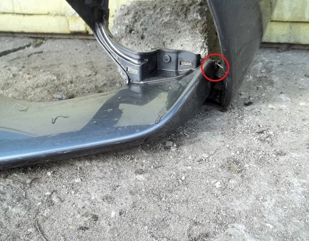 фото №7, Lexus is300h 12-16r. бампер перед