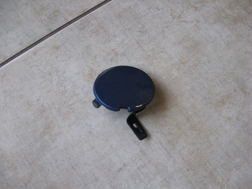 фото №1, Заглушка фаркоп - перед - dacia sandero ii - 2013 !!