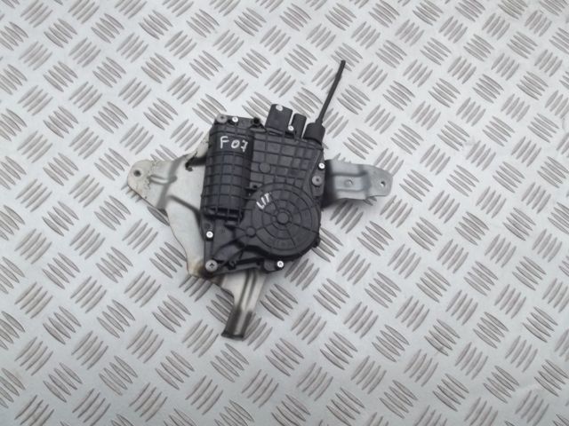 фото №1, Bmw 5 f07 gt замок дверь задний задняя 7210063