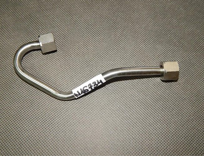 фото №1, Vw golf 7 sportsvan шланг топлива 04e130241d