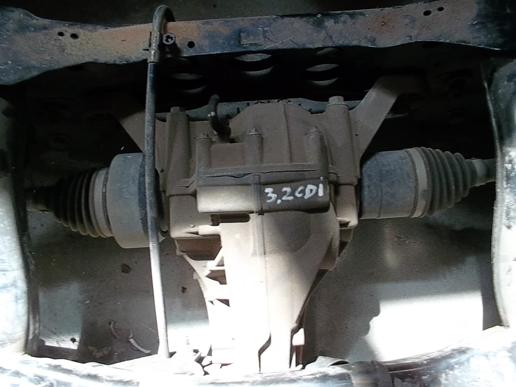 фото №1, Mercedes r klasa 251 3,2 cdi w251 диференціал міст