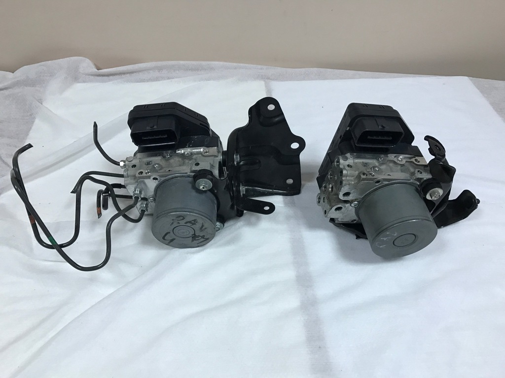 фото №1, Toyota rav4 2013- насос abs 89541-42571