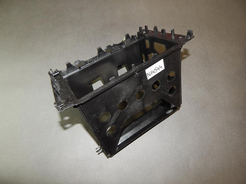 фото №3, Vw polo 6c рамка радио навигации 6r0858005d