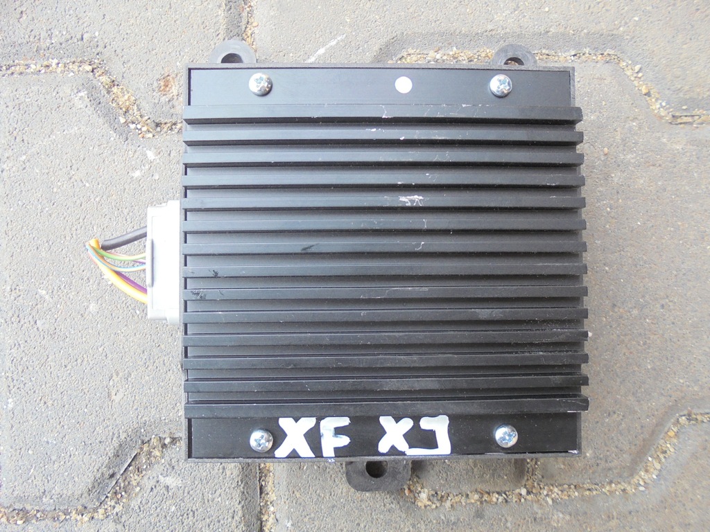 фото №1, Модуль конвертер аккумулятора jaguar xj xf cx2314a375af