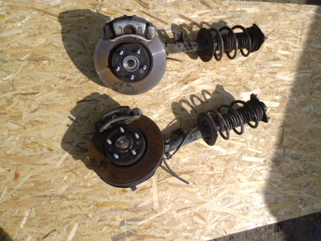 фото №1, Hyundai ix35 2.0 crdi mcperson поворотний кулак права