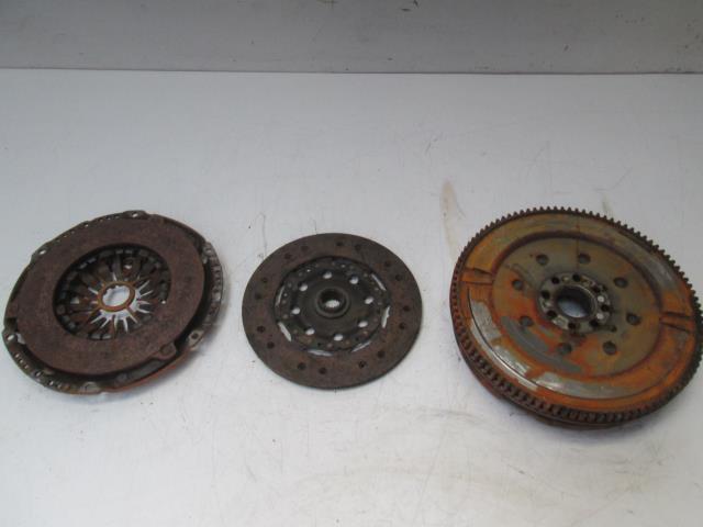 фото №11, Сцепление двухмассовый маховик toyota corolla verso 2.2 d4d 05r