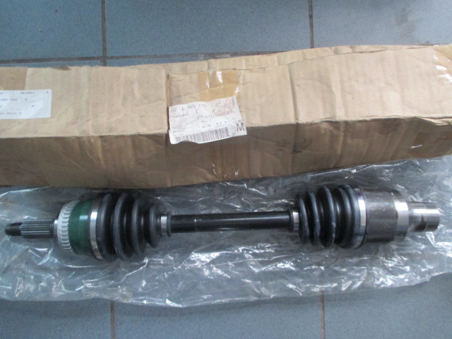 фото №1, Suzuki swift приводной вал правая sf416 4410171cb0000 nowa