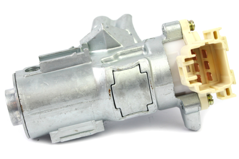 фото №4, Вкладка замка дверь крышки замок зажигания toyota avensis