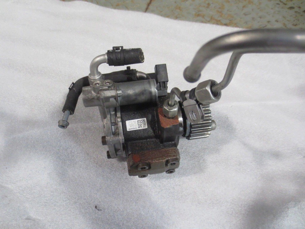 фото №1, Насос упорскування passat new beetle polo vw 1.6 tdi