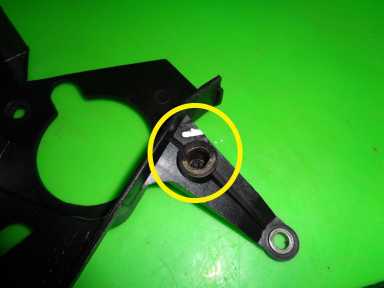 фото №6, Корпус защита распределительного вала renault laguna i 2.0 8v