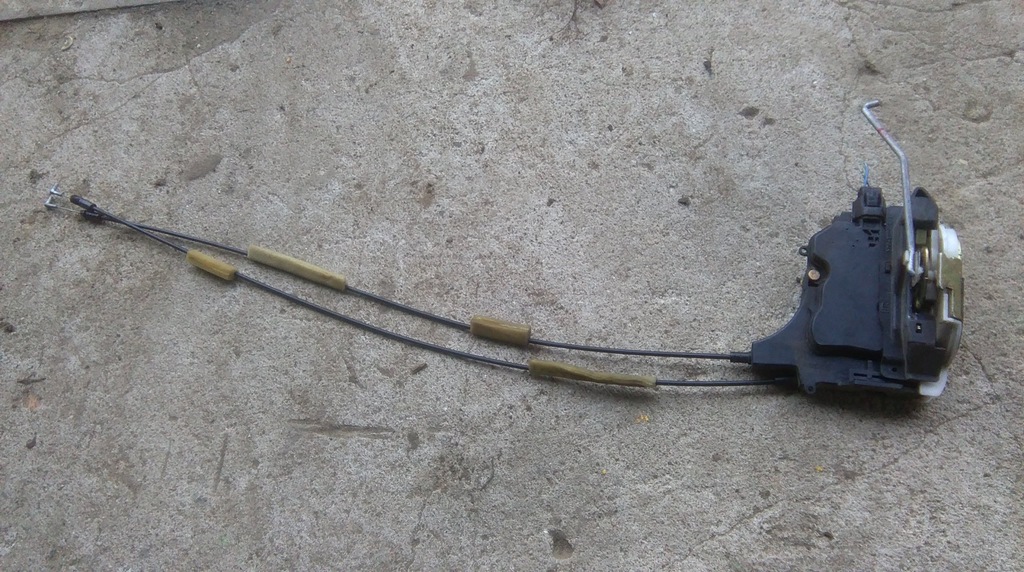 фото №1, Mitsubishi grandis замок дверь правый задняя