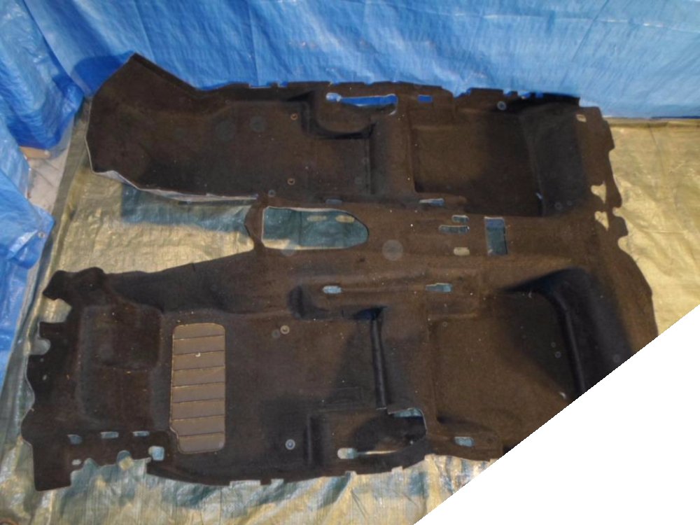 фото №1, Vw sportsvan килимок обшивка салону czarna