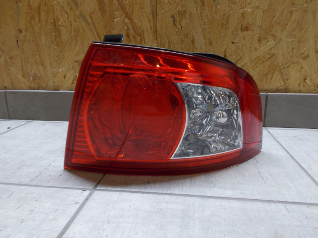 фото №1, Nowa лампа правая задняя правый задняя kia magentis 02-