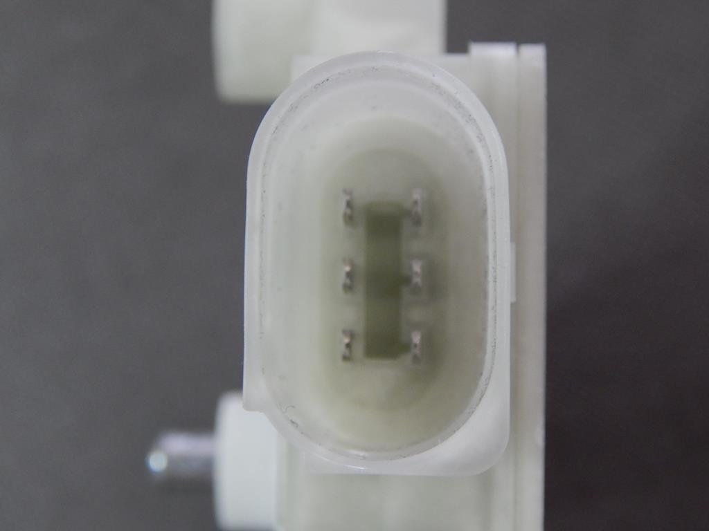 фото №4, Bmw 5 g30 замок дверь левый задняя 258186900