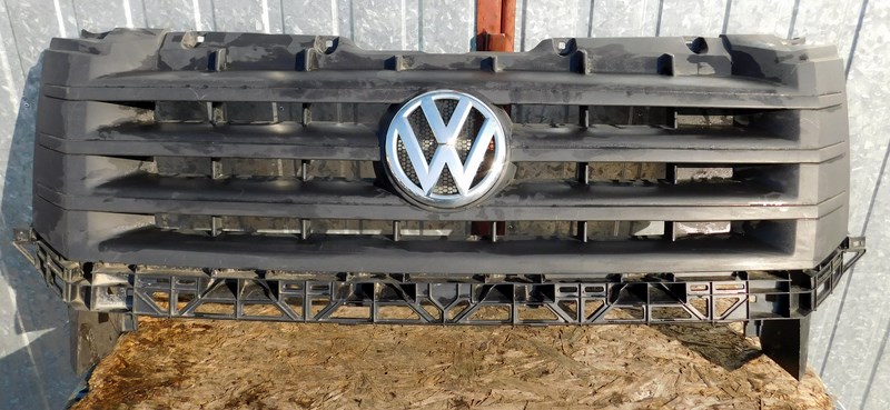 фото №1, Решітка радіатора решітка радіатора бампера vw crafter lift