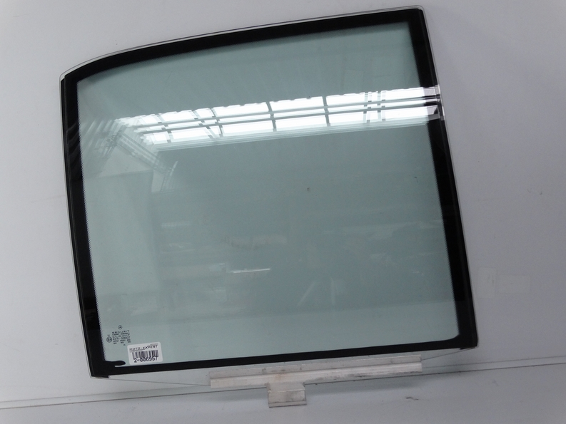 фото №1, Mercedes s w140 скло правий задня задня long 1996