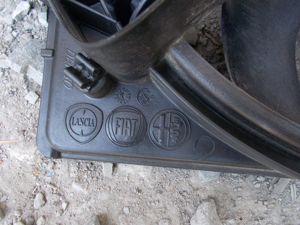 фото №4, Вентилятор корпус fiat bravo ii grande punto