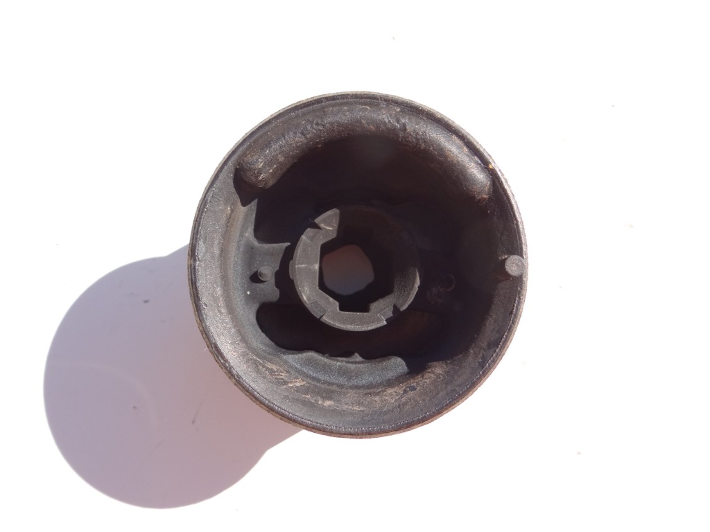 фото №1, Втулка важеля vwag 6q0407183 oryg