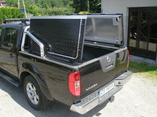 фото №13, Обшивка крышка кузов коробки nissan navara np300