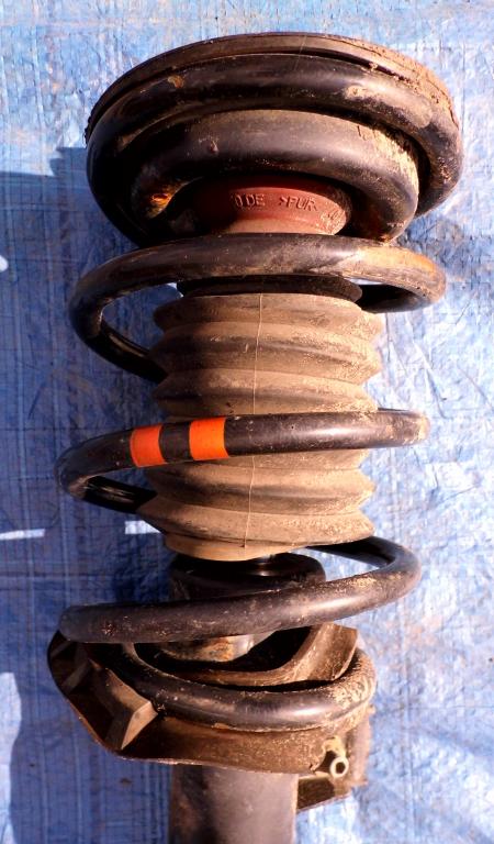 Купити Mini cooper r56 1.6d 2011r lift пружина перед