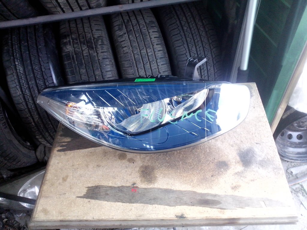 фото №1, Лампа правая передняя renault fluence europa