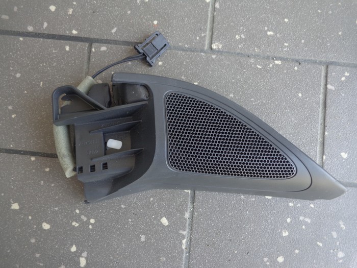 фото №1, Захист динаміка лівий перед vw golf vi 5k0837986