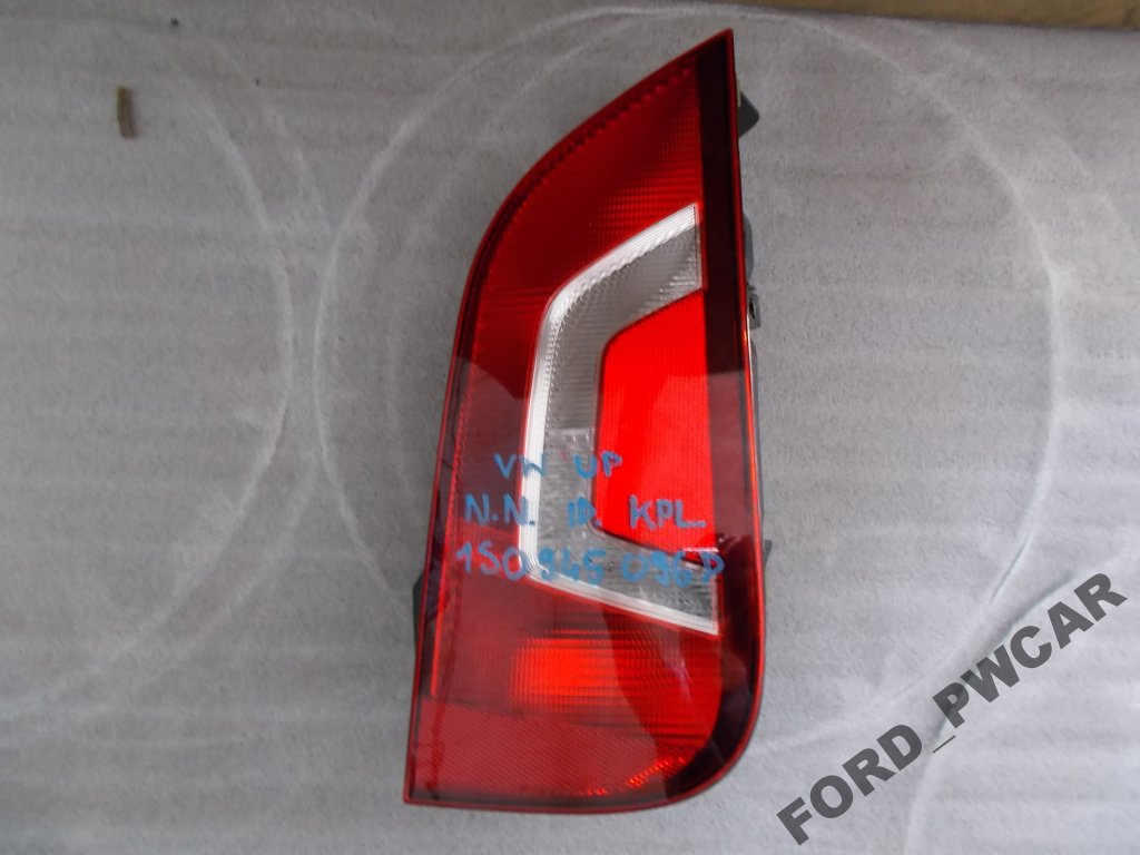 фото №1, Лампа задняя задняя правая vw up 1s0945096 idealna kpl