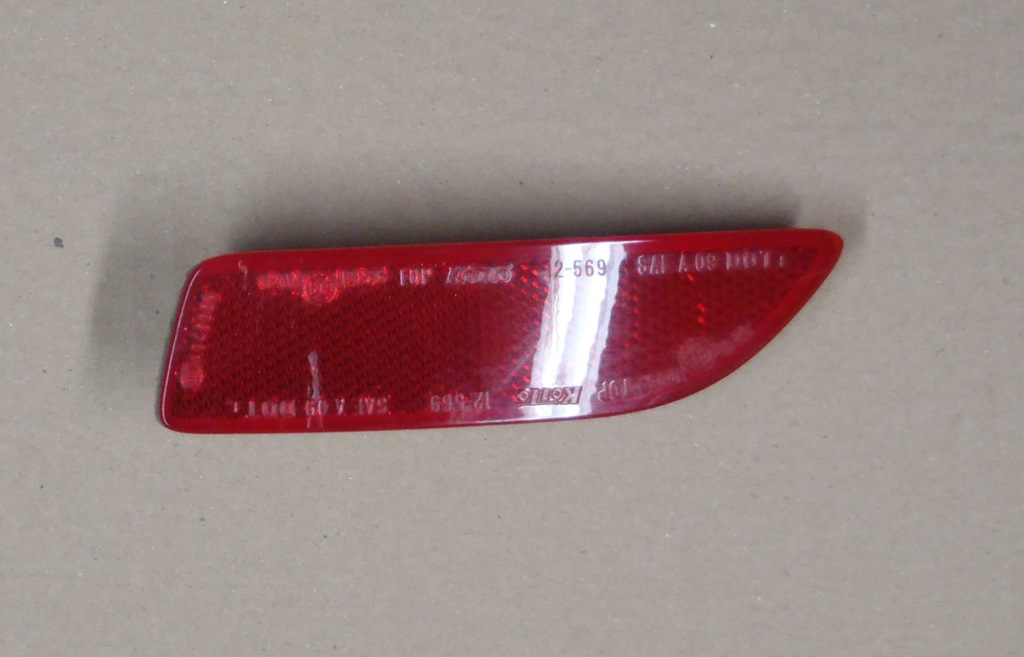 фото №1, Corolla e15 09-13 lexus ct200h отражатель лампа задняя