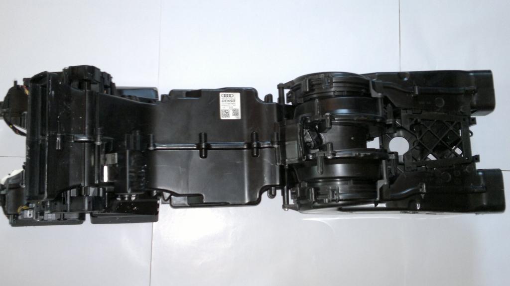 фото №1, Audi a8 d4 4h 4,0tfsi обігрівач 4h0819351c