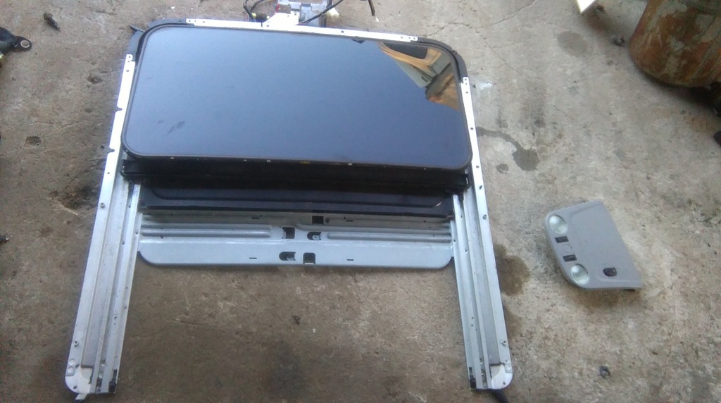 фото №1, Nissan almera tino люк крыша