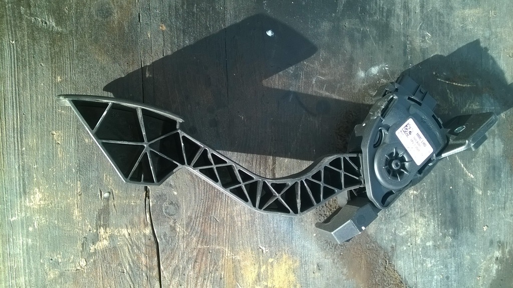 фото №1, Педаль газа mitsubishi space star 2014