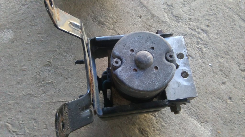 фото №3, Nissan primera p11 lift насос abs