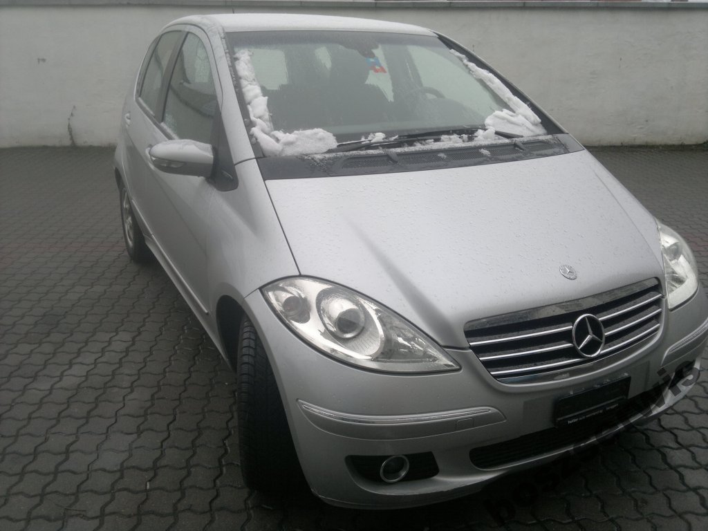 фото №6, Mercedes a klasa w169 решётка заглушка противотуманной фары