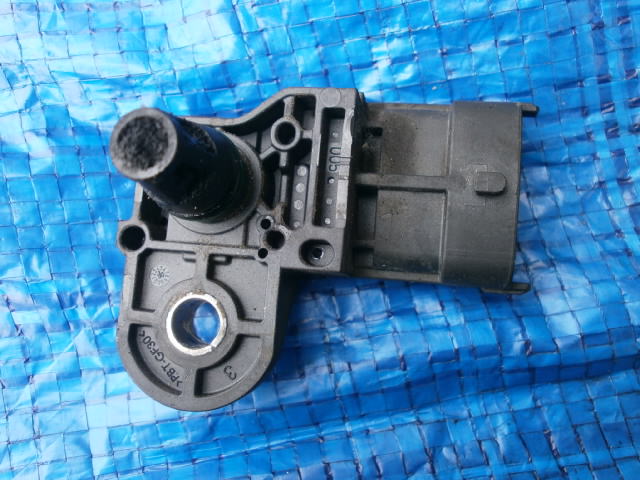 Opel-części | insignia a map датчик 2.0 cdti 55568175 Доставка