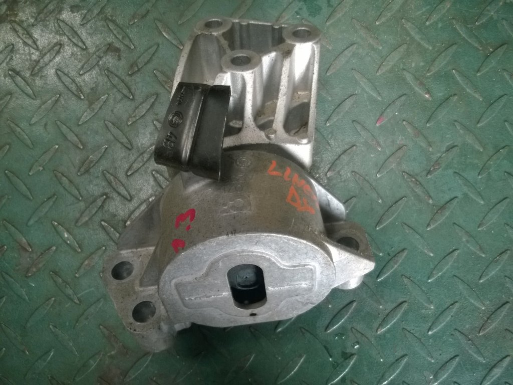 фото №1, Linea подушка кронштейн двигателя 1.3 mjd